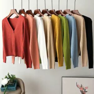 Autumn and winter Korean Style Women's Short Cardigan Sweaters V Neck Long Sleeve Women Thin Knitted Jacket Sweater - Image 3