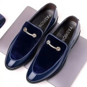 New large size men's business dress shoes pointed men's shoes a slip-on casual lazy shoes - Image 1