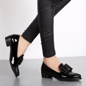 2024 New Women's Loafers Bow Decor Pointed Toe Flat Shoes for Women Patent Leather Shallow Mouth Commuter Daily Casual Shoes - Image 5