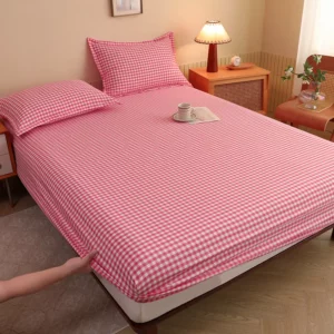 2025 New Simple Washed Cotton Yarn-dyed Bed Hat Printed Plaid Red Mattress Cover Skin-friendly Breathable Bedspread - Image 1
