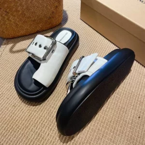 Designer Slippers Casual Flats Shoes Fashion Women's Sandals 2025 Summer Beach Flip Flops Cozy Slides Buckle Sandalias De Mujer - Image 2