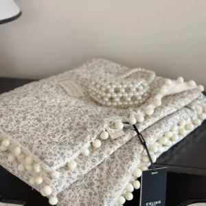 Fleece Blanket Light Luxury Ins Crepe Cotton Multi-functional Small Blanket Office Nap Blanket Shawl Cover Blanket - Image 5