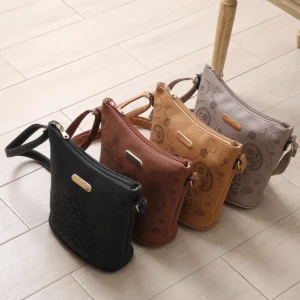 Fashion Women Winter Openwork Large Tote Bag Beach Casual Shoulder Bag Handbag Handmade Basket Storage Shopping Messenger Bag - Image 3
