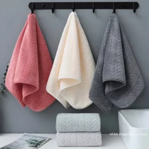 Thickened coral velvet towel adult bath towel household quick dry cleaning face towel microfiber beach towels - Image 2