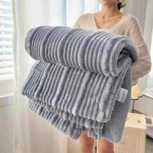 Warm Winter Blanket Soft Fleece Flannel Thick Bed blankets for Sofa Single Double Couple Furry Bedspread Cover - Image 5