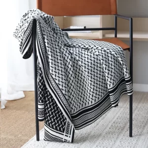 Nordic Knitted Blanket Luxury Bed End Towel Soft Casual Nap Shawl Designer Recommended Sofa Decorative Cover Include Pillowcase - Image 2