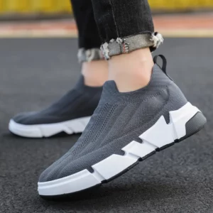 Men's shoes autumn low-top breathable lightweight slip-on casual shoes men's thick soled outdoor fashionable flying woven shoes - Image 1
