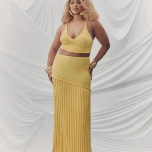 Solid Color V-Neck Knitted Vest Top and High Waisted Straight Pleated Skirt Set for Summer Women, Elegant and Sexy 2-Piece Set - Image 3
