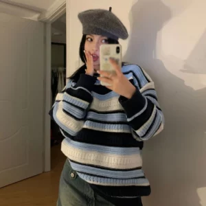 Top Long-Sleeved Round Neck Autumn Fashion Korean Version Lazy Style Casual Retro Simple Loose All-Match Striped Printed - Image 4