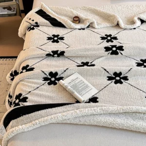 European Double-Layer Jacquard Lamb Wool Blanket Thick Sofa Throw Blanket for Office Winter Multi Purpose Warm Home Textile - Image 5